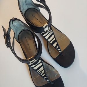 Real cute black sandals with zebra t-straps